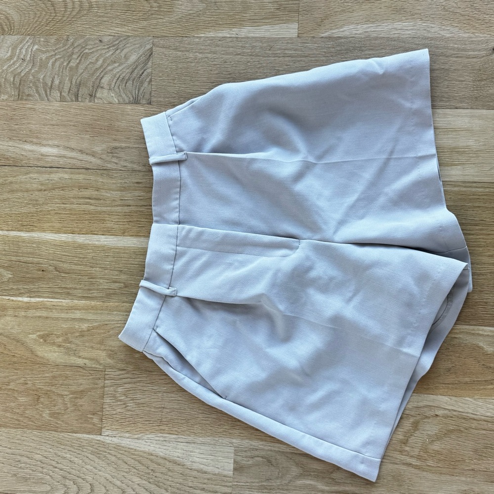 Abercrombie & Fitch Women's Gray Shorts